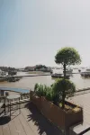 Shanjianlan Homestay (Shitang Peninsula Tourism Resort Area)