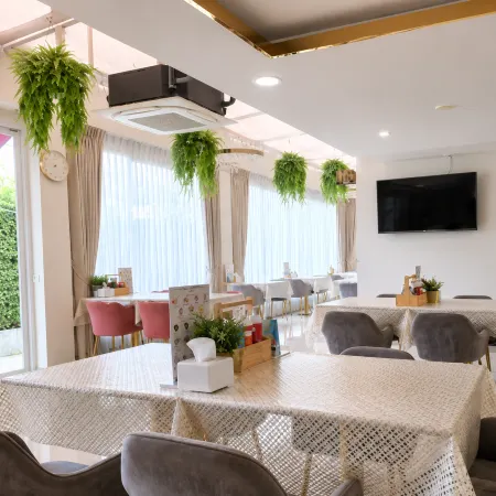 Christella Hotel Laemchabang