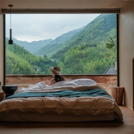 Anji Qingshi Shang · Cave Hot Spring Homestay