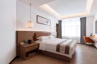 Wanrun Grand Hotel (Zhaosu County Tianma International Tourism Culture Plaza Branch) - موقف سيارات