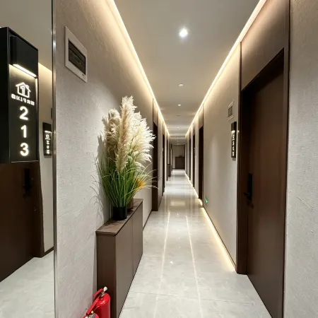 Linjiang No.1 Hotel (Linjiang Jiangxindao Park)