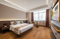 YI SELECT Hotel (Hangzhou Qiandao Lake Scenic Area Intime City Branch) - parking