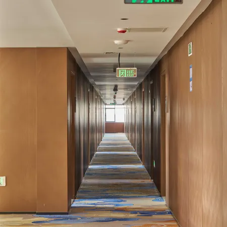 Hongyuan Yiju Hotel