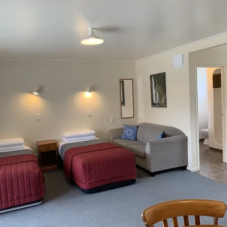 Amber Court Motel Hotels in Te Anau