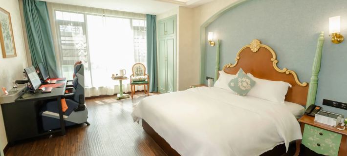 Aorui E-Sports Hotel (Lushan Star World Times Square) Отели в г. Лу-Шан