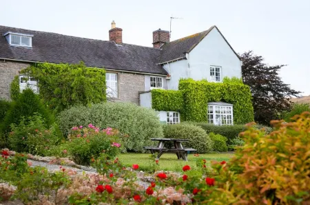 The Izaak Walton Country House Hotel - Dovedale Отели в г. Мейплтон