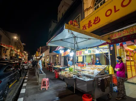 Floresta Hotel Chinatown Отели рядом с достопримечательностью «Петалинская улица»