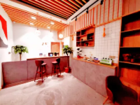 Laizhou Jinhe Light Luxury Hotel (Wantong Building Materials Wholesale Market)