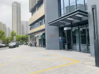 優享輕奢投影公寓（市府路白麓裏店） - 民宿