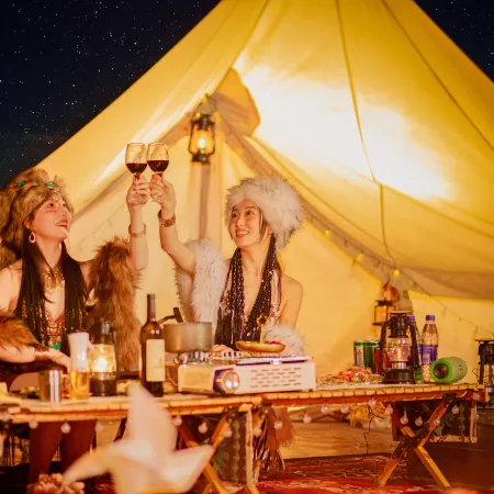 Dunhuang Dreammaker Windy Desert Wild Luxury Star Watching Camp
