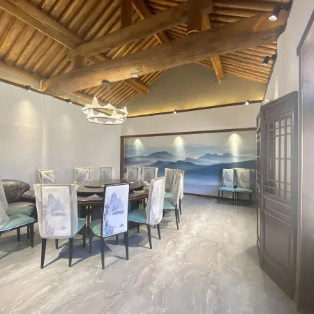 Sibumei Guancheng Mansion Courtyard Art Homestay