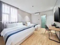 ホーム インホテル（秦皇島人民公園樂購商城） 秦皇島サントリーニ・ブルールーフ海景温泉周辺のホテル