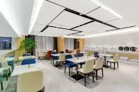 如家睿柏·雲飯店（高郵高鐵站店） 高郵住宿飯店