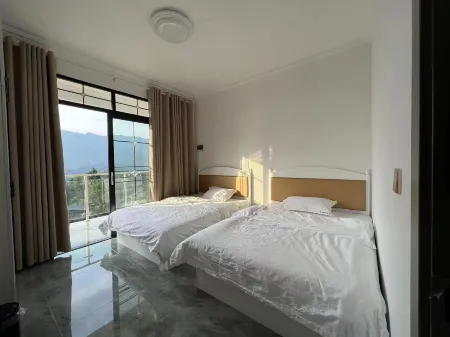 Enshi Songgu Homestay Отели рядом с достопримечательностью «Enshi Suobuya Stone Forest Scenic Area»