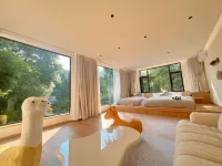 Dujiangyan Chestnut Forest Farmhouse