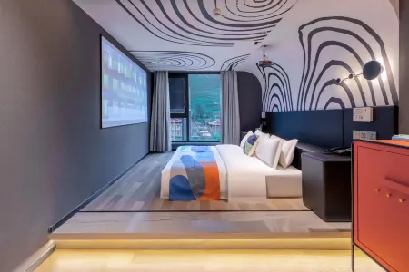 LanOuShangPin Hotel (Kangding Xinduqiao Town)