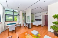 Shuxiang Inn (Shanmu Lake Park) Hotels near Qin Han Studio City