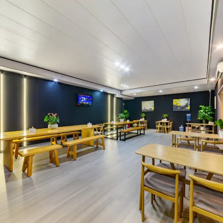 Urban Garden Hotel (Pingyang Bus Station Yahe Road Branch)