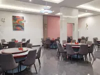 โรงแรมหยุนเคอโจว สาขา จินหลวนวาน ตงซาน - 3 ดาว