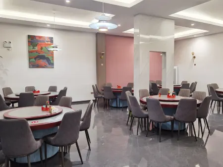 Dongshandao. Yunkezhou Hotel (Jinluanwan  Branch) Отели рядом с достопримечательностью «Madiye Temple, Sufeng Mountain»