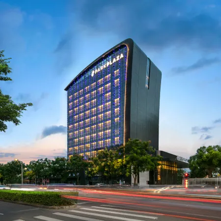 Park Plaza