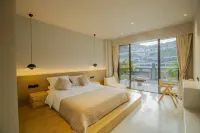Jingning Yunye Landscapes Leisure Stay (Fenghuang Ancient Town Dream City Branch) - balcony
