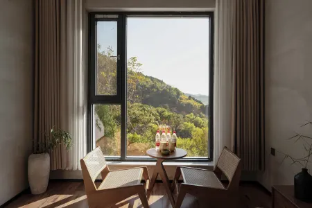 Heyi Shanyin Homestay (Linyishan Huaqing Palace) Отели рядом с достопримечательностью «Xi'an University of Science and Technology Lintong Campus»