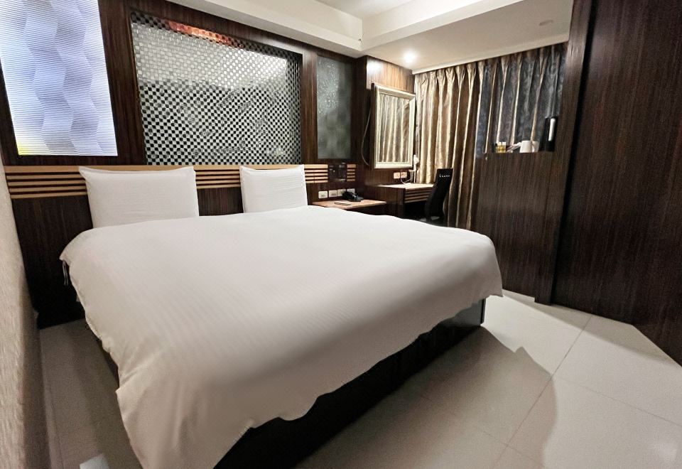 4. 홀리프로 호텔..