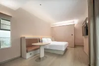 HanTing Hotel (Guang'an Huaying)