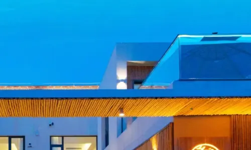 Township Mid-Levels Homestay