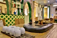 Wuzhen Yuyin Courtyard Design Hotel (South Gate of Xizha Scenic Area)