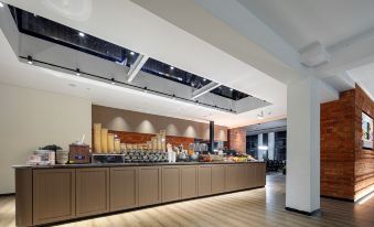 Atour X Hotel Jiangbian Night Market, Poshuiguang Square, Jinghong, Xishuangbanna