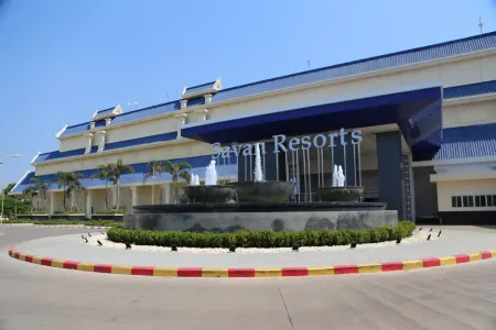 Savan Resorts Отели в г. Саваннахет