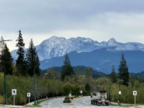 Derbyshire House Hotels in Coquitlam