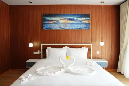 One Beach Resort by EHM Отели рядом с достопримечательностью «Лейзи Бич»