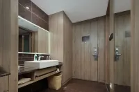 Atour Hotel (Suzhoug Ligongdi) Các khách sạn gần Longwei Marina