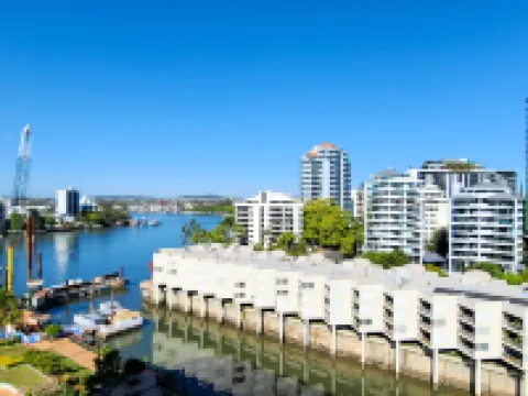 Dockside Brisbane Hotels near Story Bridge