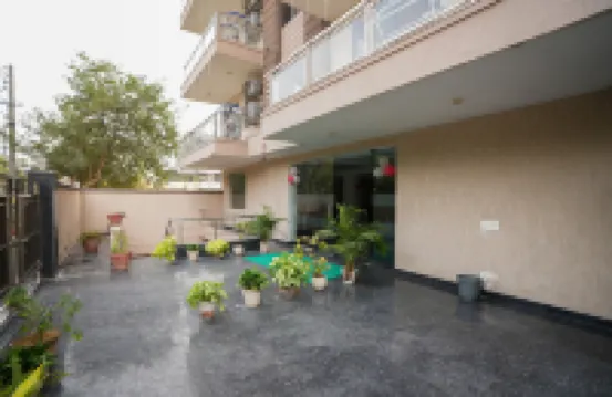 Daffodils Serviced Apartment Hotels in 