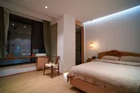 Luotian County Shuiyun Mountain Residence Homestay