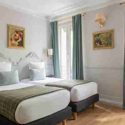 Hôtel De La Porte Dorée Rooms