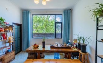 Banshan Du Guesthouse (Dali Ancient City March Street Branch) - Hizvo