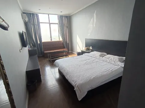 Dancheng Baji Holiday Hotel