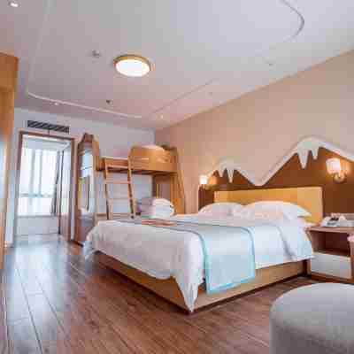 Fanta Lodge Rooms