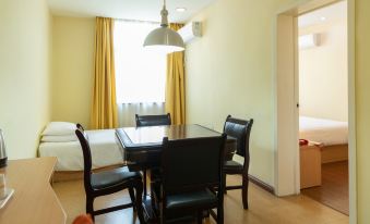 Pebble Motel (Jingshan)