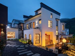 Mountain View Designer Holiday Micro Hotel (Tangkou South Gate, Huangshan Scenic Area)