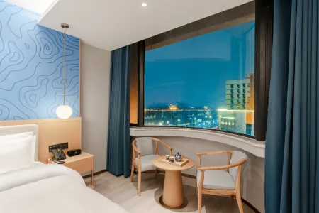 Chang'an Li Hotel (Yongningmen Subway Station Xi'an Bell Tower) Отели рядом с достопримечательностью «Liu Garden»