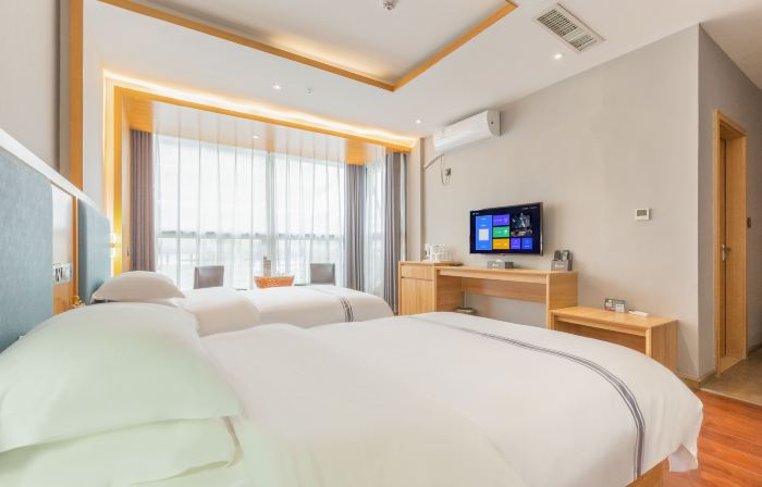 Golden Apple Hotel (Libo Ancient Town Deng Enming Square Branch)