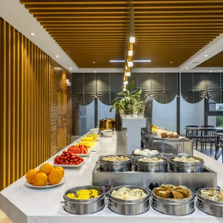 Nayong Wenzhou Garden Hotel (Yonghe Century City Branch)