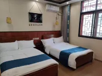 Yanjin Huangshi Liyuan Hotel