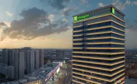 Holiday Inn Tianjin Xiqing Hotels in Tianjin